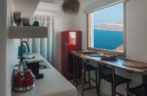Akrotiri Hotel | Divino Caldera