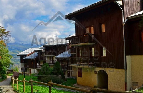 Montchavin Apartment | Divisible studio near slopes, 4 pers., parking, nice view