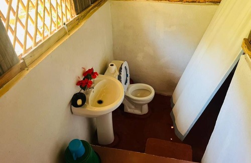 Nosy Tanihely Hostel | Djema Forest