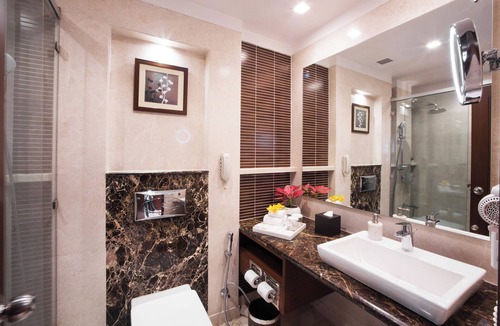DLF Phase 3 Hotel | DLF Club 3