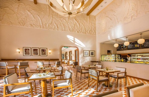 Gurugram Hotel | DLF Club 4