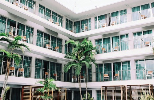 DLF City Hotel | DLF Stays