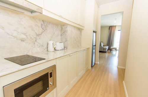 Chalong Hotel | Dlux Condominium