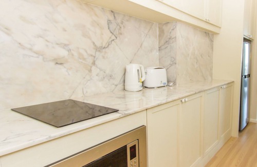 Chalong Hotel | Dlux Condominium