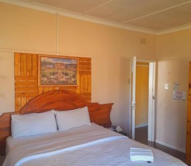 Klerksdorp House | Dne Blue Star