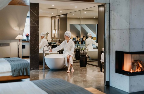 Kreuzviertel Hotel | DO & CO Hotel München