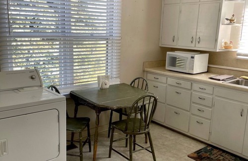 Randolph House | Doc's Hideaway, a Pet Friendly Home Near Manhattan