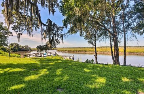 Darien House | Dock, Altamaha River Access! Angler's Paradise