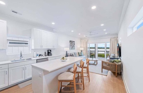 Georgetown House | Dock and Dwell at the Winyah Bay Club, Pool, Outdoor Lounge/Grill and Boat Slip included!