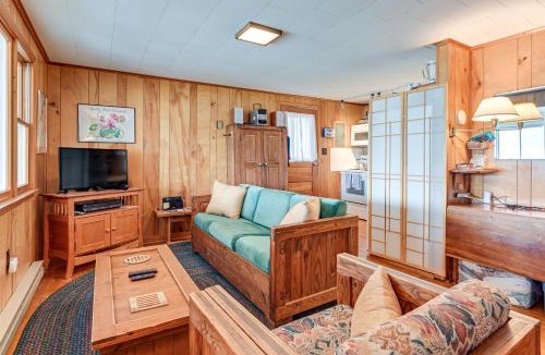 Town of Jerusalem House | Dock & Rowboat: 'Beechnut Bungalow' on Keuka Lake