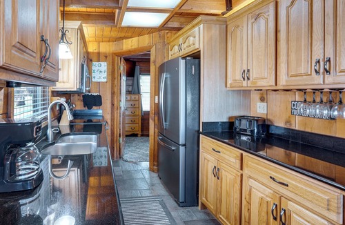 Okeechobee Cabin | Dock & Views! Waterfront Cabin on Lake Okeechobee