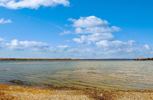 Auburn House | Dock! Waterfront Owasco Lake 'Moon Rise House'