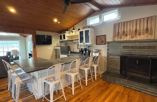 Huddleston House | Dockside dreaming at its best! The views.AMAZING!