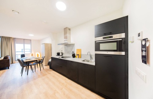 Kop van Zuid Apartment | Dockside Nest Studio PRH