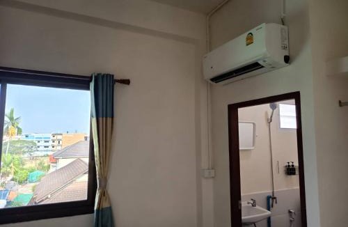 Nai Mueang Hostel | Doctor Thanut Hostel