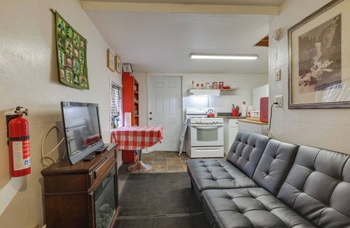 Cold Springs Cottage | Dodge Ridge Pinecrest Mountain Cabin: Near Hiking!