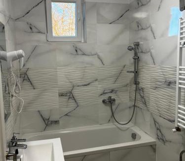 Traisteni House | Doftana Apartaments