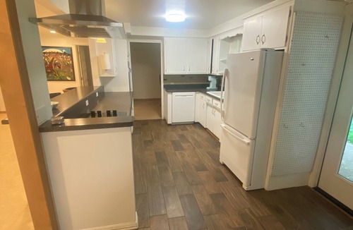 Green Bay House | Dog Friendly 3-bedroom house near Door County, UWGB, and Lambeau Field.