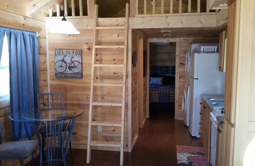 Cherokee Cabin | Dog Friendly and Close to Casino. NO crazy hills