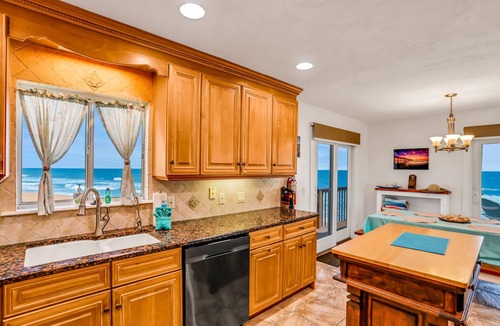 Painters Hill House | Dog-friendly beachfront home with beach access, deck, fireplace, W/D, AC