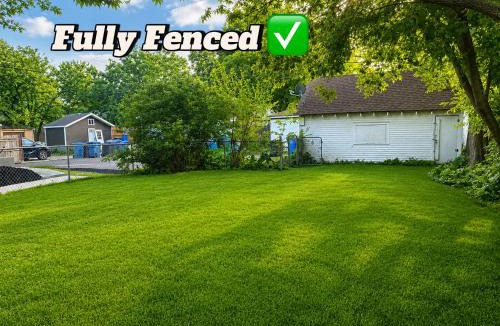 Regina House | Dog-Friendly Bungalow Near Lake Nokomis