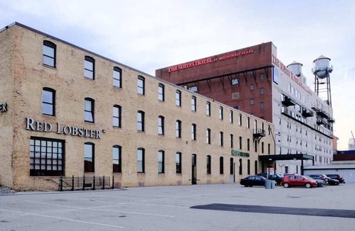 Canal Park Condo | Dog-Friendly Canal Park Condo| Hot Tub| Pool