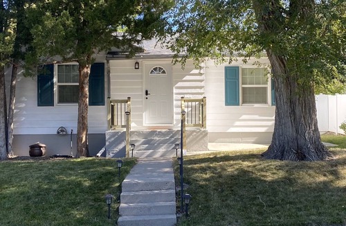Casper House | Dog Friendly Casper Abode