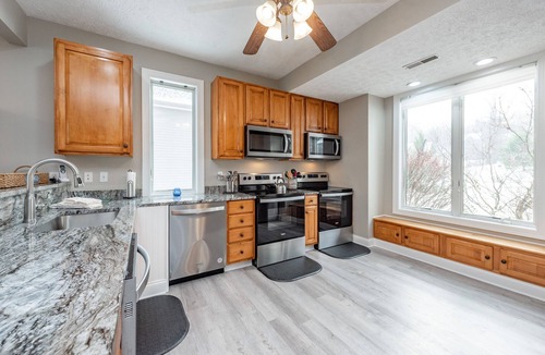 Thayerville House | Dog Friendly Deep Creek Retreat w/Hot Tub