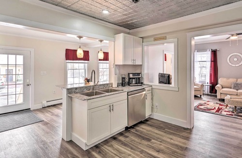 Auburn Cottage | Dog-friendly Downtown Auburn Vacation Rental!