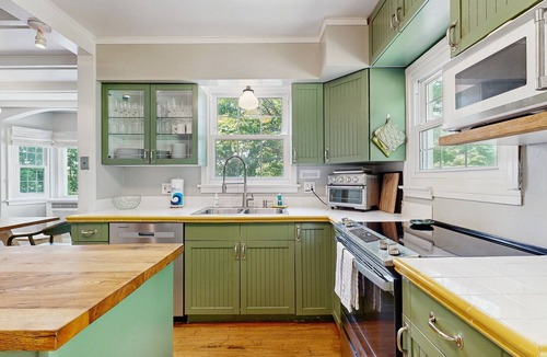 Baraboo House | Dog-friendly downtown home with hot tub & deck