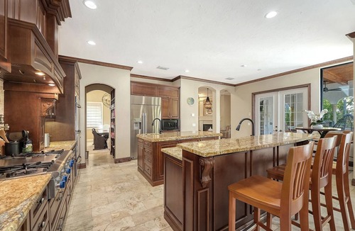 Bay Isle House | Dog-friendly gated spacious Siesta Key Getaway — Pool, Spa, & Mancave.