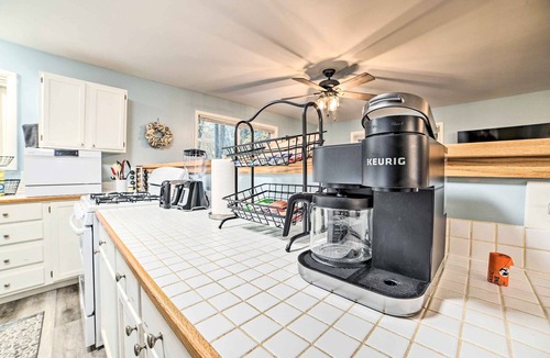 Harrison Cottage | Dog-Friendly Harrison Retreat w/ Grill & Fire Pit!