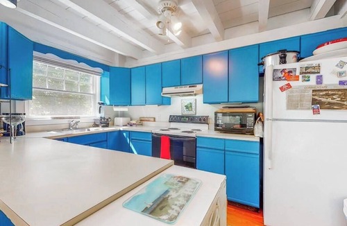 Edgartown House | Dog-friendly home with beautiful deck & AC - close to 3 towns & great beaches
