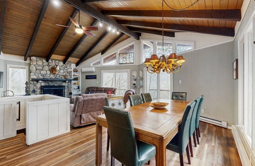 Sugar Mountain Ski Chalet | Dog-Friendly Oasis - Game Room, AC, Pool Table, & Fireplace