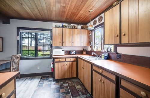 Downtown Cannon Beach Cabin | Dog-friendly, oceanfront home just a stroll from the beach and shopping & dining