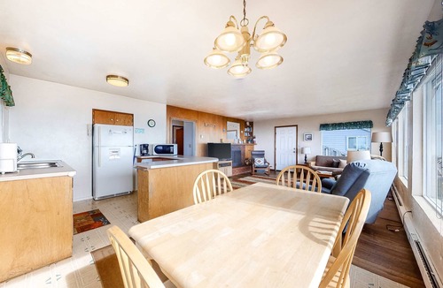 Bandon House | Dog-friendly oceanfront home on a bluff with spectacular views