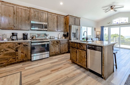 Gold Beach House | Dog-friendly oceanside home w/WiFi, ocean views, private W/D, deck, & fireplace