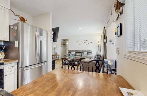 Gleneden Beach House | Dog Friendly Oregon Coast Getaway with Private Hot Tub