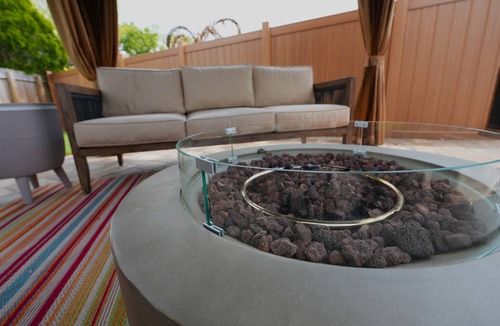 Oldsmar House | DOG friendly pool home close to the BEACH!