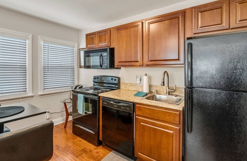 Cortez Hill Condo | Dog-friendly studio with a full kitchen & patio - close to downtown