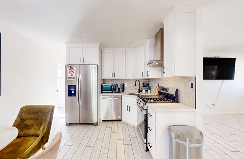 North Valley House | Dog-friendly sunny duplex with pool, foosball, games, alfresco dining, & AC
