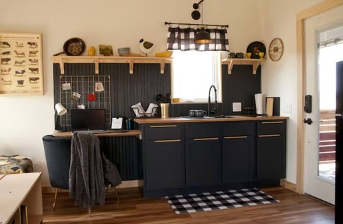 Sextonville Cabin | Dog friendly-The Mighty Pine Cabin with Sauna