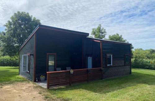 Sextonville Cabin | Dog friendly-The Mighty Pine Cabin with Sauna