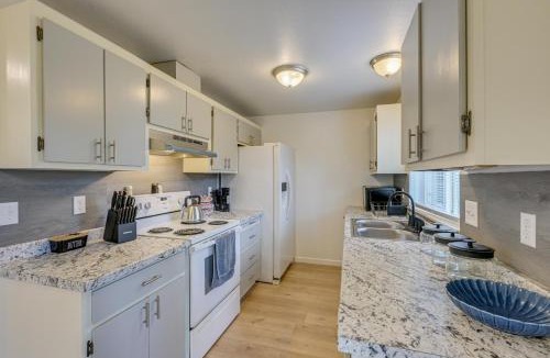 Arlington House | Dog-Friendly Townhome Near Stillaguamish River!
