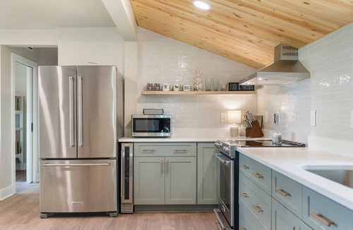 Levering Cottage | Dog Friendly Updated Cottage w/Game Room on Douglas Lake