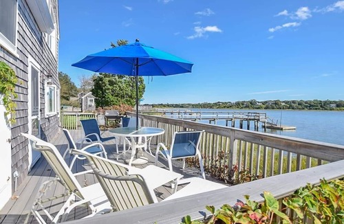 Eastham Cabin | Dog Friendly Waterfront Home!