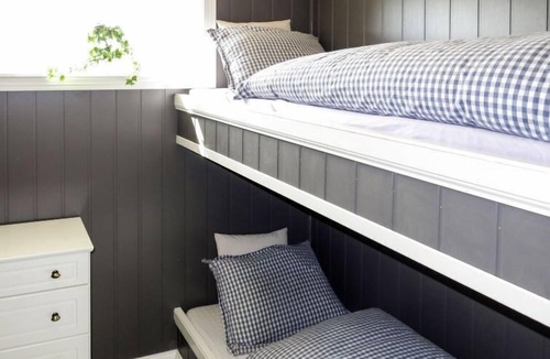 Aseral House | Doghouse by Interhome