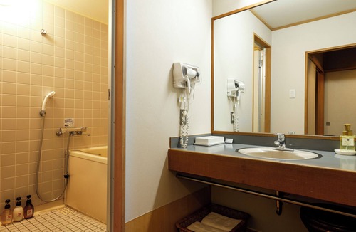 Yunoura Onsen House | Dogo-Kan