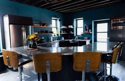 Crossroads Arts District House | Dojo on Oak - 2700 sq foot custom luxury space