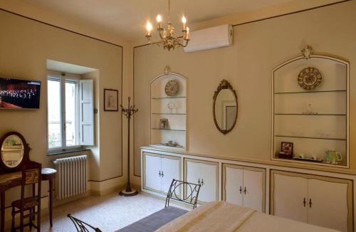 Sansepolcro Bed & Breakfast | Dolce Rosa ♡ Centro Storico